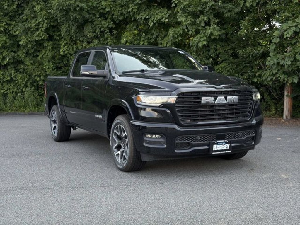 New 2026 Ram 1500 LARAMIE CREW CAB 4X4 5'7 BOX Pickup