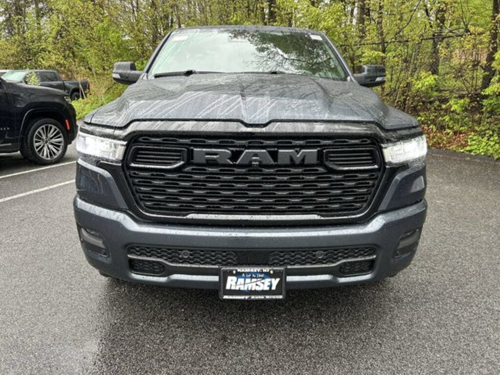 New 2026 Ram 1500 BIG HORN CREW CAB 4X4 5'7 BOX Pickup