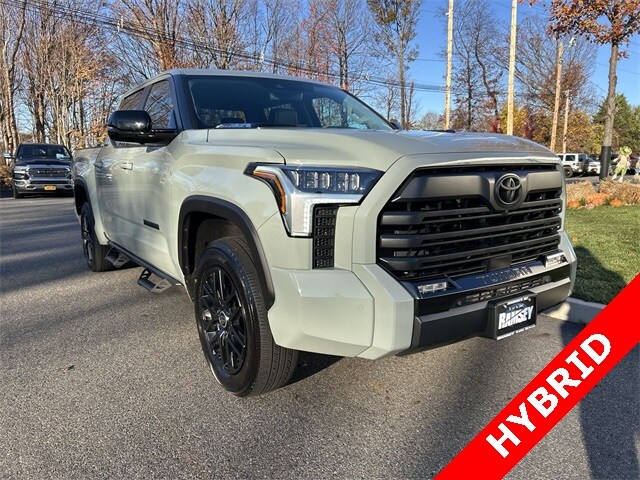 2024 Toyota Tundra photo 2