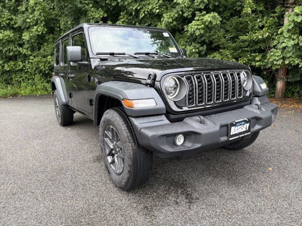 New 2026 Jeep Wrangler 4-DOOR SPORT S Sport Utility