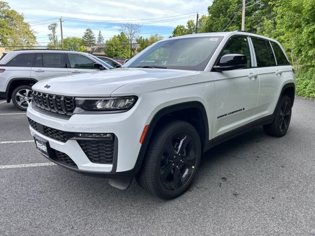New 2026 Jeep Grand Cherokee LIMITED 4X4 Sport Utility