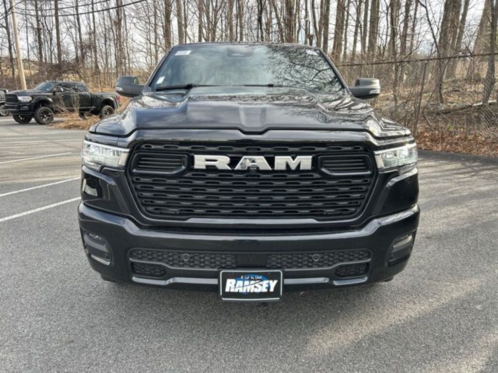 New 2026 Ram 1500 BIG HORN CREW CAB 4X4 5'7 BOX Pickup