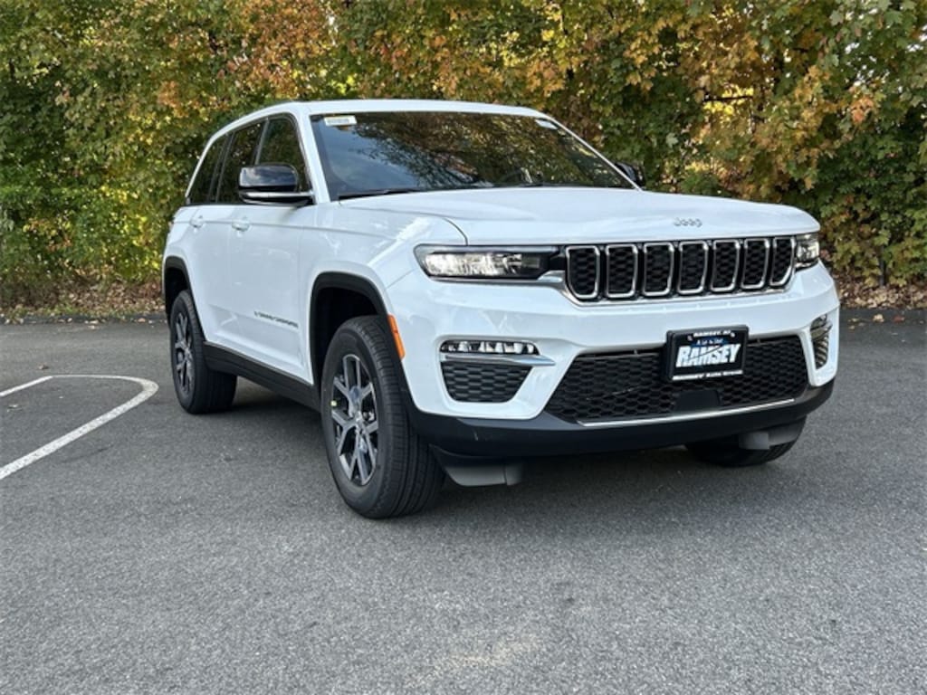 New 2025 Jeep Grand Cherokee LIMITED 4X4 Sport Utility