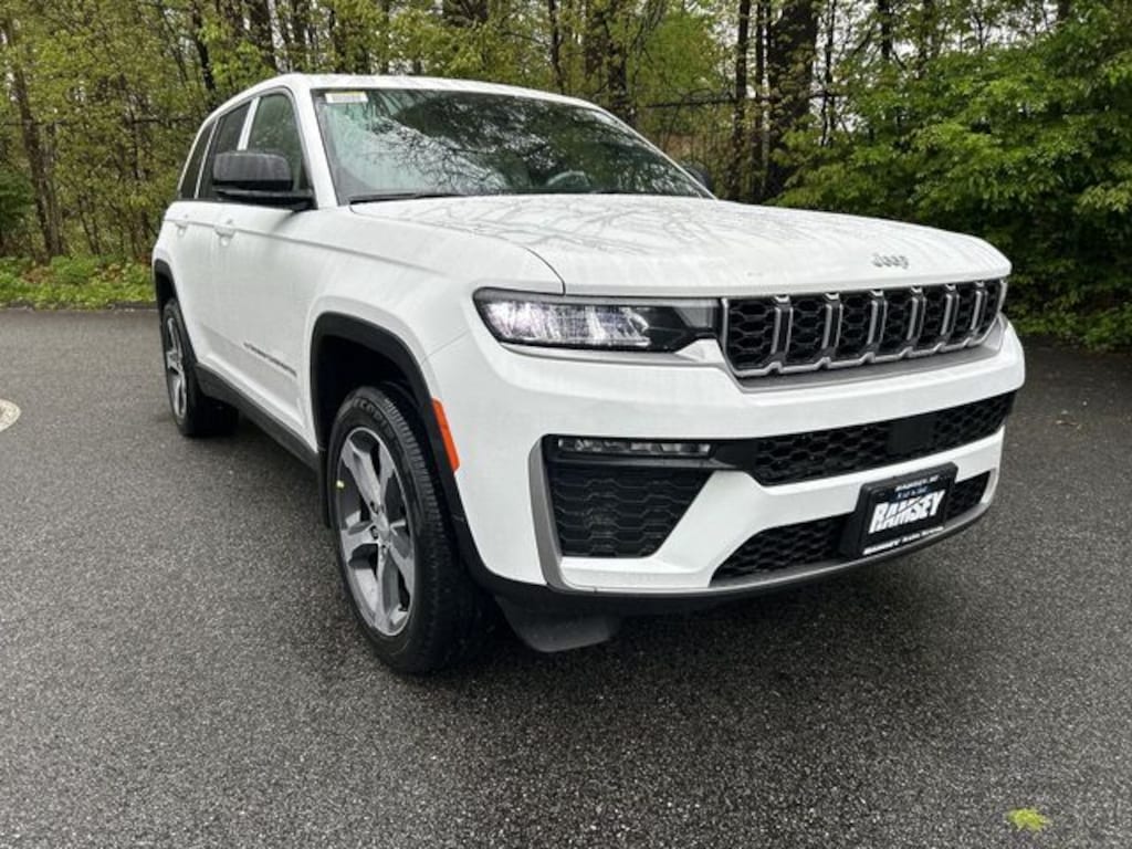 New 2026 Jeep Grand Cherokee LIMITED 4X4 Sport Utility
