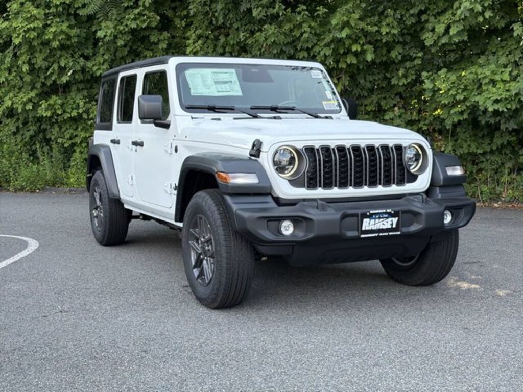 New 2026 Jeep Wrangler 4-DOOR SPORT S Sport Utility