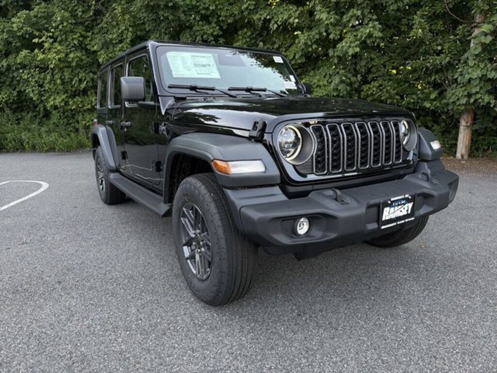 New 2026 Jeep Wrangler 4-DOOR SPORT S Sport Utility