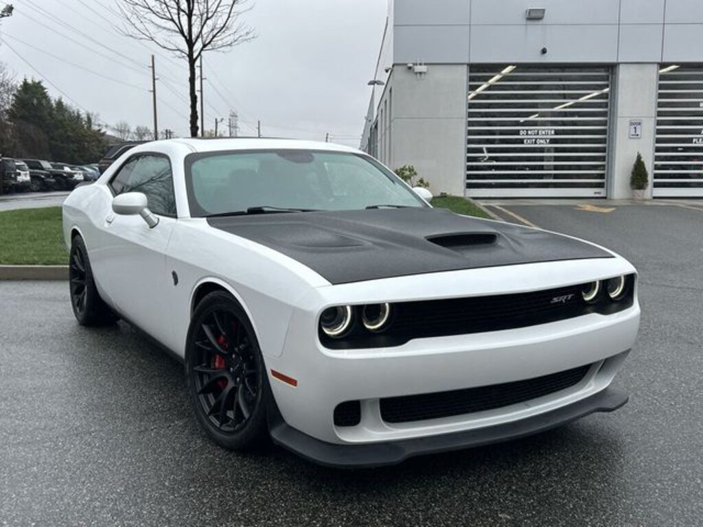 Used 2016 Dodge Challenger SRT Hellcat Coupe