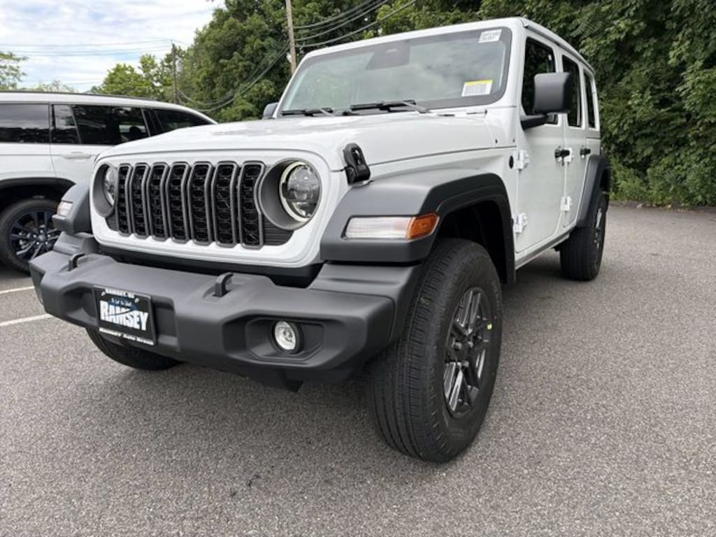 New 2026 Jeep Wrangler 4-DOOR SPORT S Sport Utility