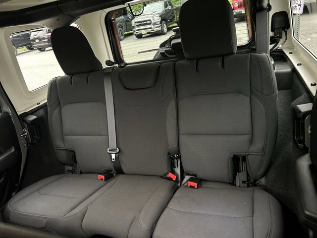 Photo 23