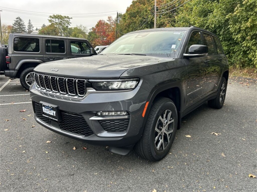 New 2025 Jeep Grand Cherokee LIMITED 4X4 Sport Utility