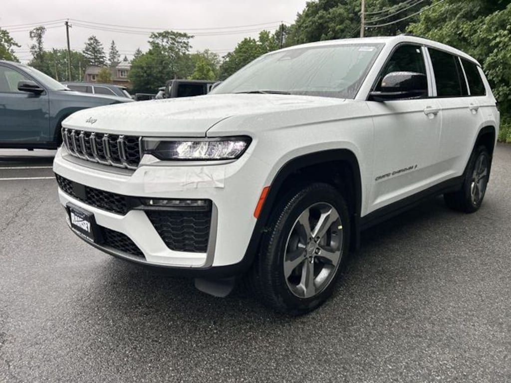 New 2026 Jeep Grand Cherokee L LIMITED 4X4 Sport Utility