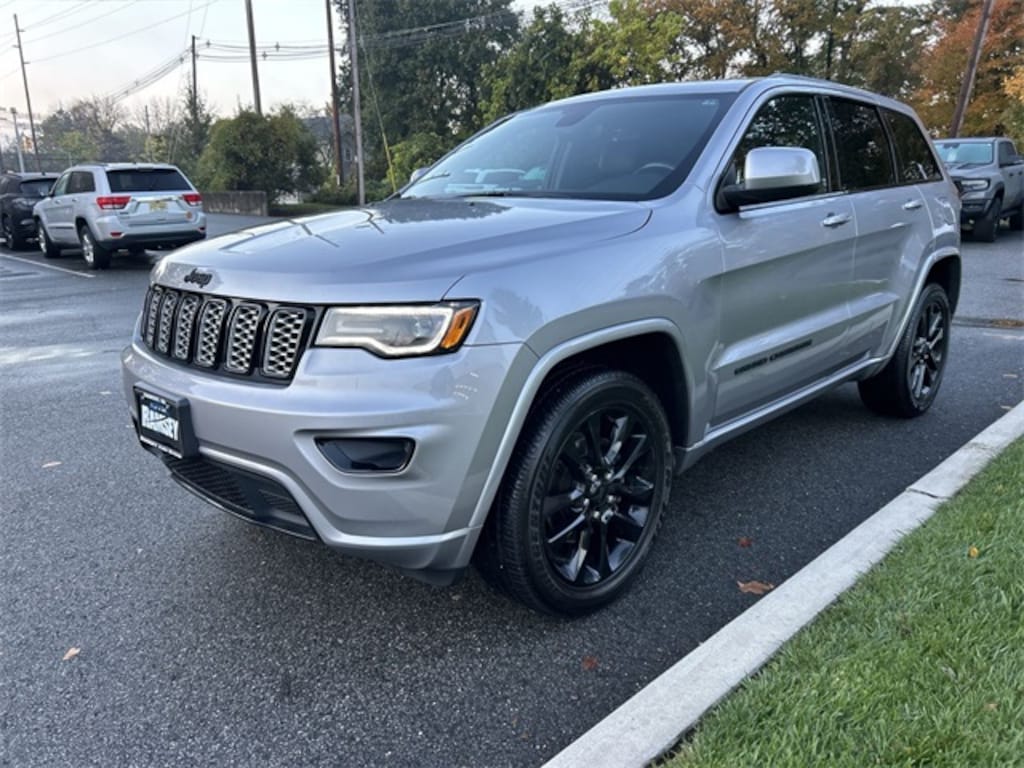 Certified 2020 Jeep Grand Cherokee Laredo SUV