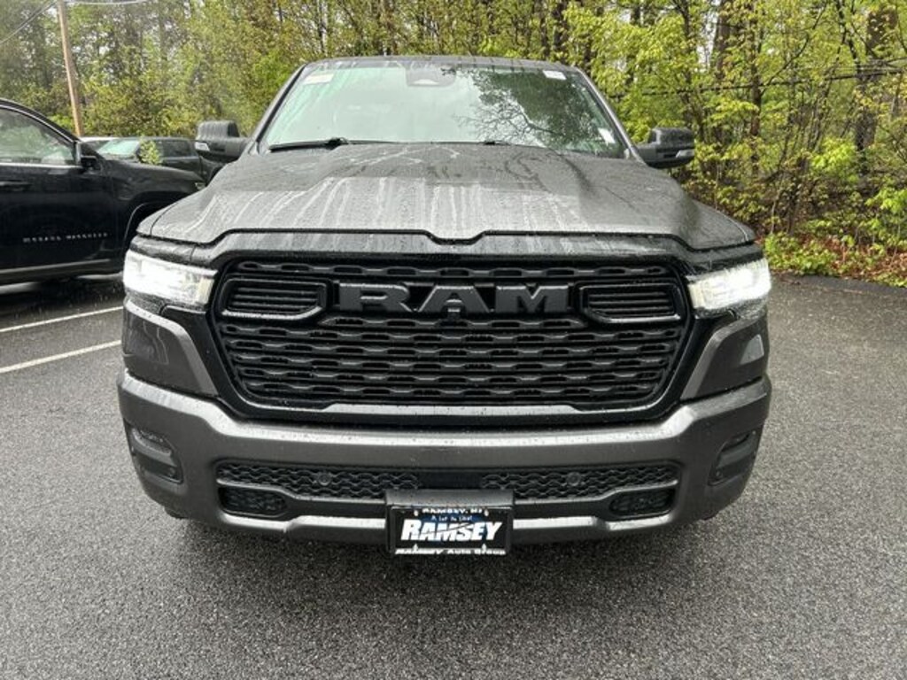 New 2026 Ram 1500 BIG HORN CREW CAB 4X4 5'7 BOX Pickup
