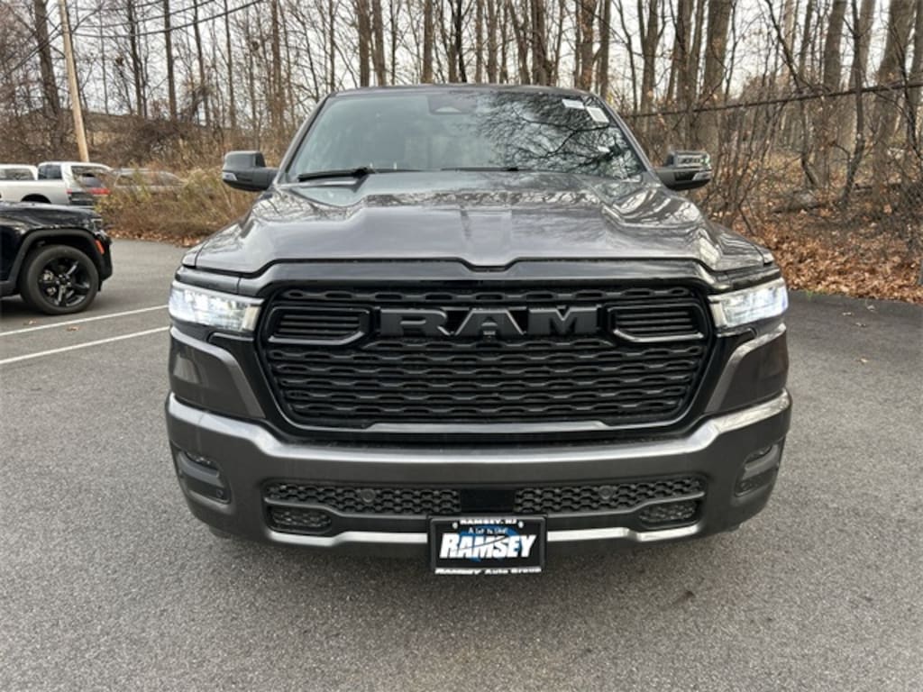 New 2026 Ram 1500 BIG HORN CREW CAB 4X4 5'7 BOX Pickup