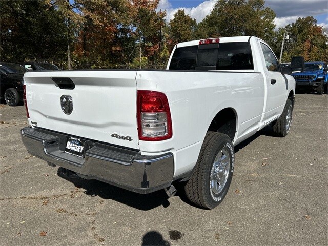 2024 Ram 2500 Tradesman photo 3