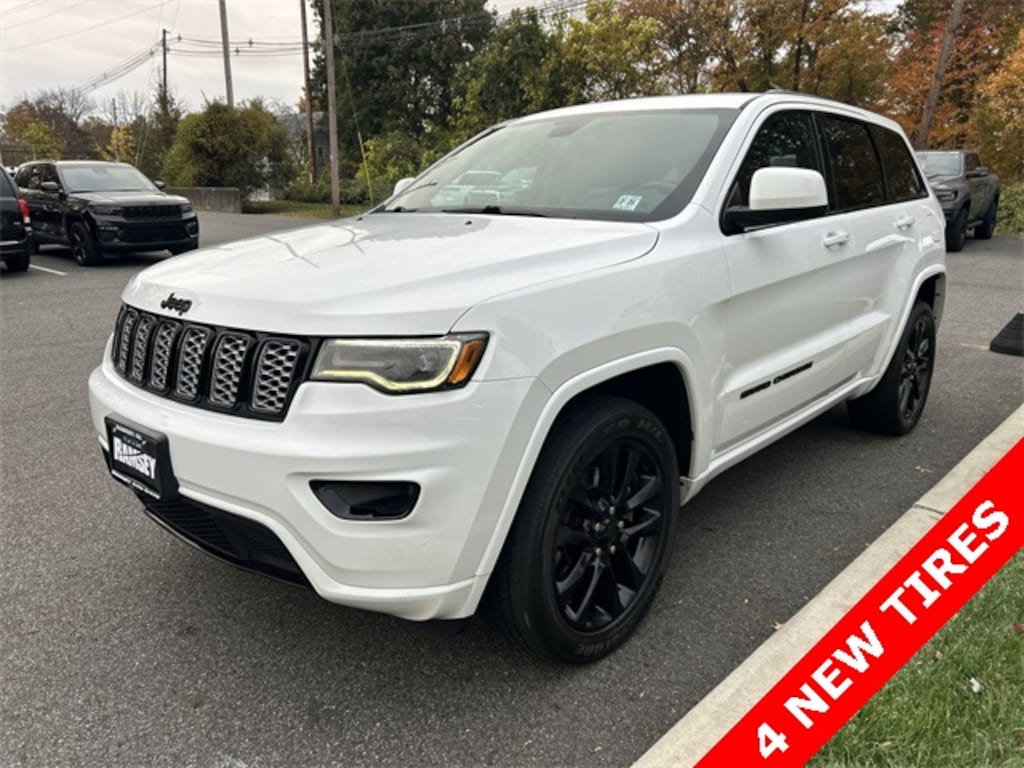 Certified 2021 Jeep Grand Cherokee Laredo SUV