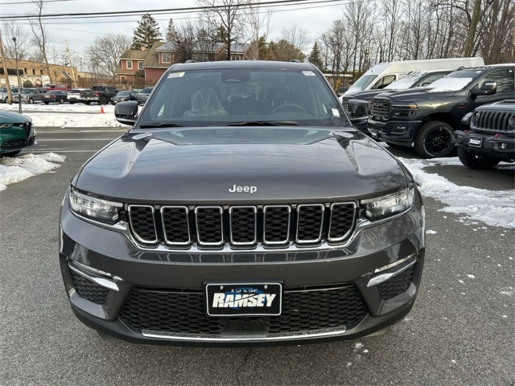 New 2025 Jeep Grand Cherokee LIMITED 4X4 Sport Utility