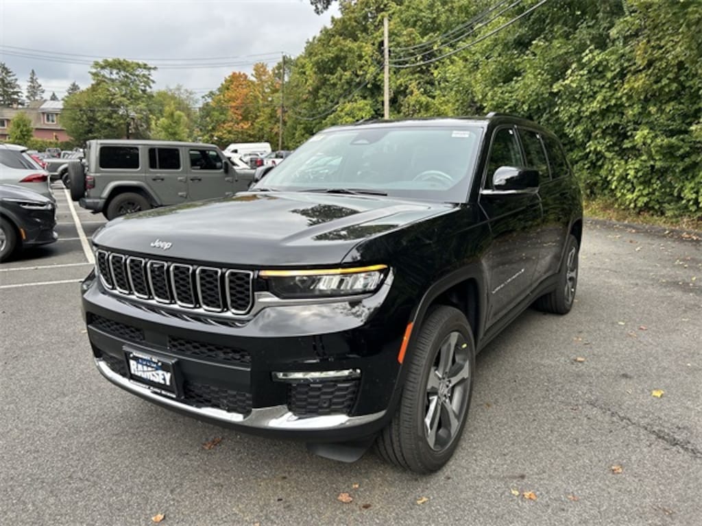 New 2025 Jeep Grand Cherokee L L LIMITED 4X4 Sport Utility