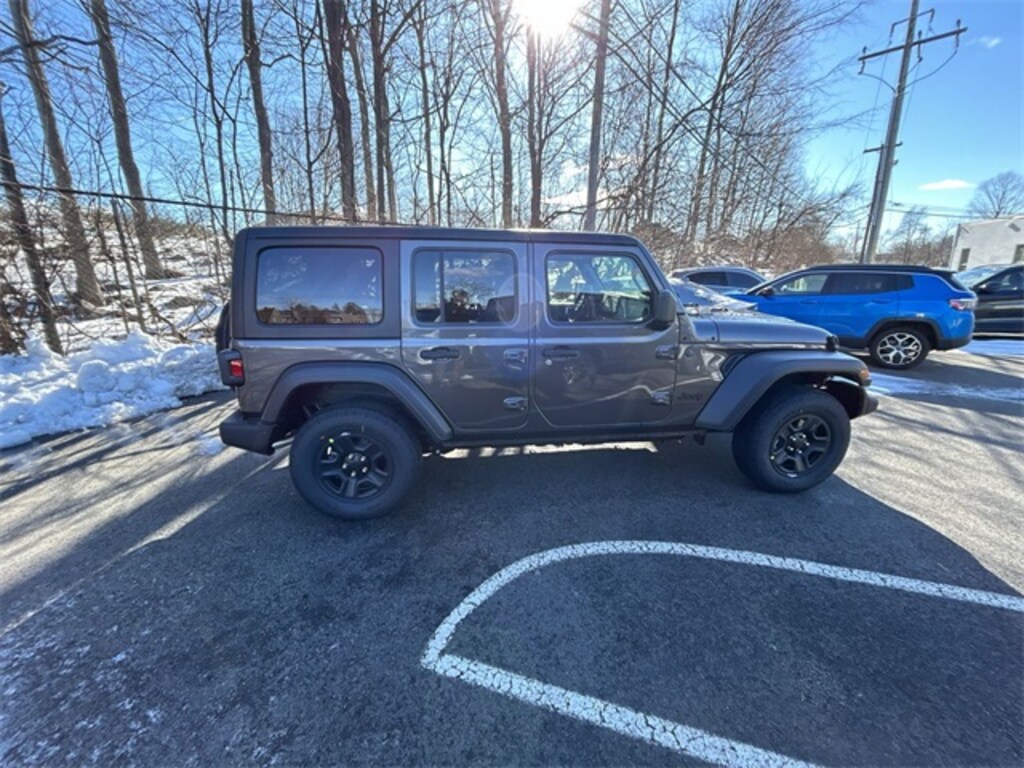 New 2025 Jeep Wrangler 4-DOOR SPORT Sport Utility