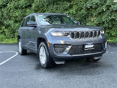 2025 Jeep Grand Cherokee LAREDO X 4X4 Sport Utility