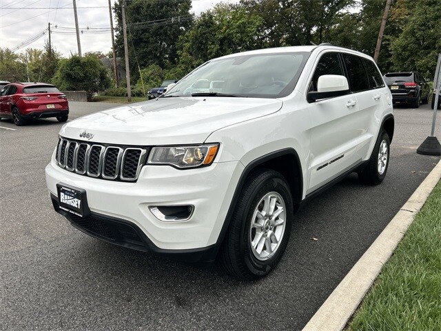 2020 Jeep Grand Cherokee Laredo photo 3
