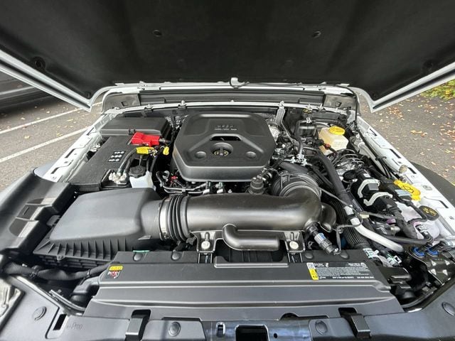 2025 Jeep Wrangler 4-Door Sport S - Photo 10