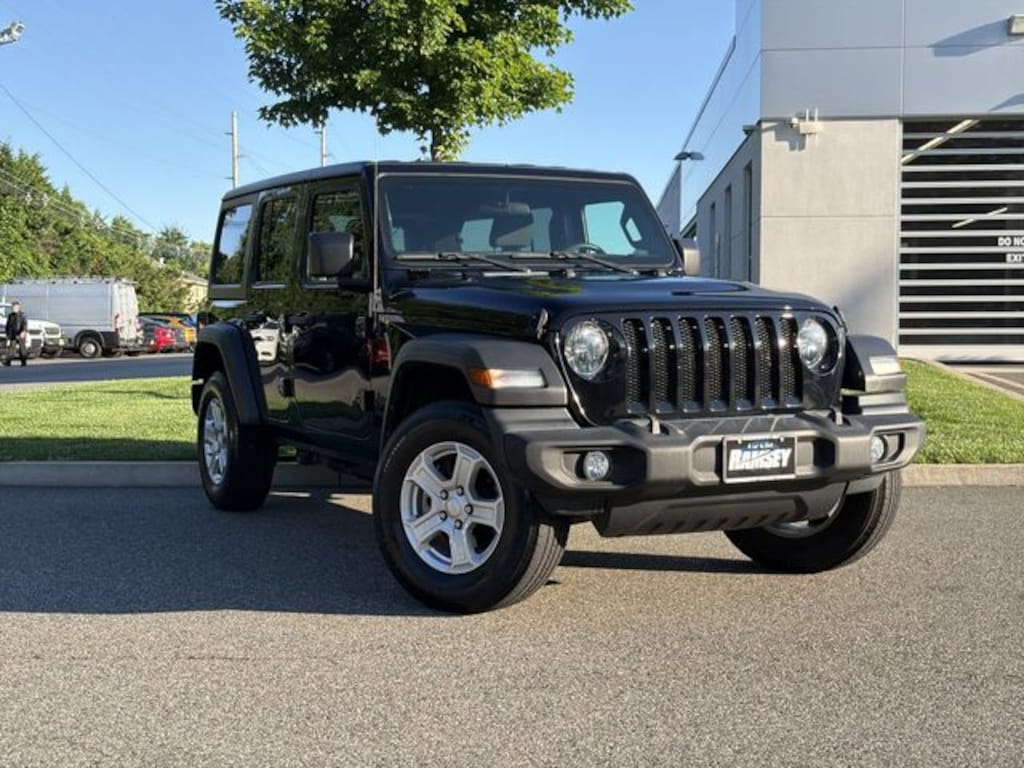 Used 2022 Jeep Wrangler Unlimited Sport SUV