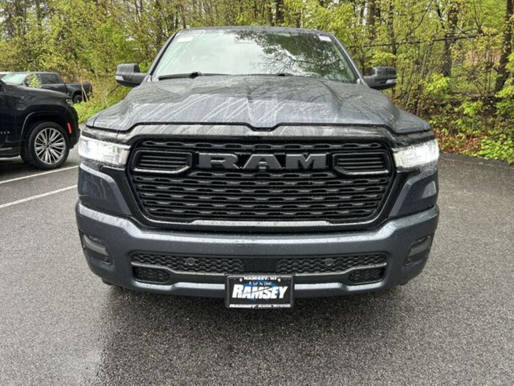 New 2026 Ram 1500 BIG HORN CREW CAB 4X4 5'7 BOX Pickup