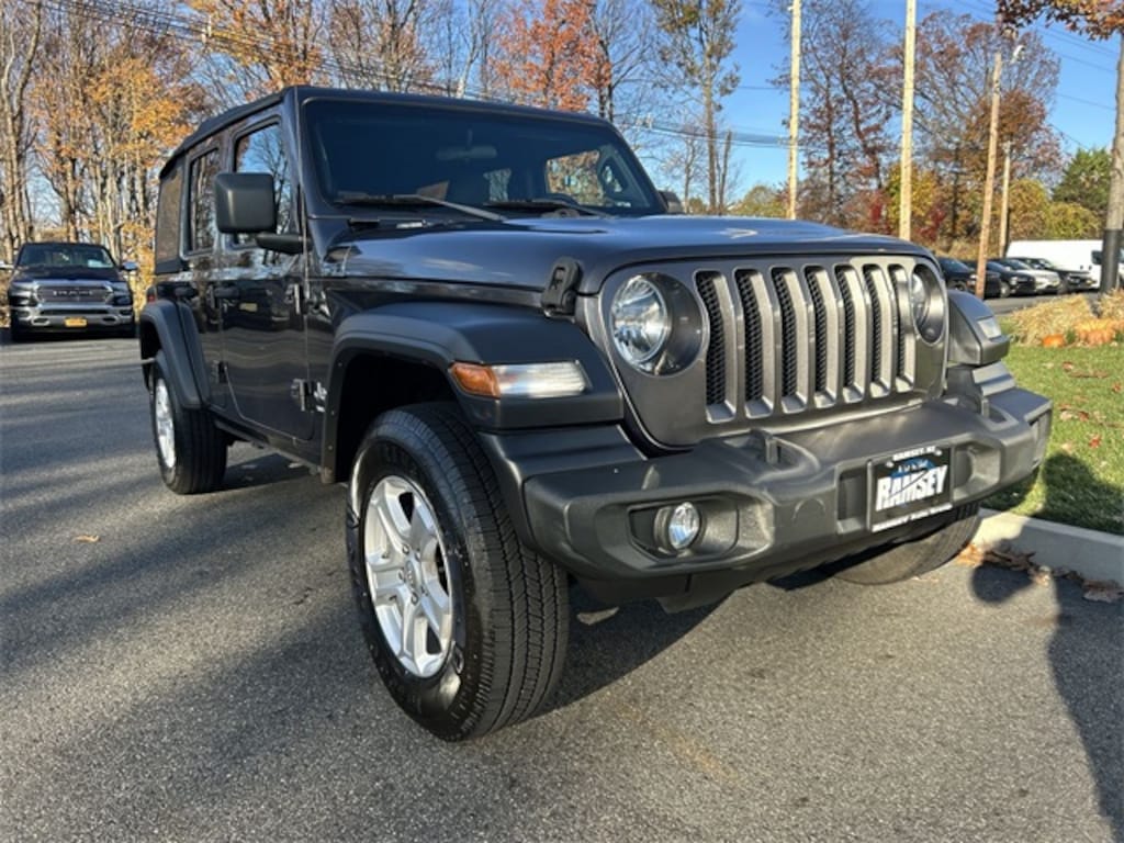 Used 2020 Jeep Wrangler Unlimited Sport SUV