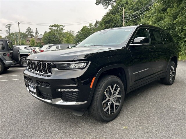 2025 Jeep Grand Cherokee Limited photo 4