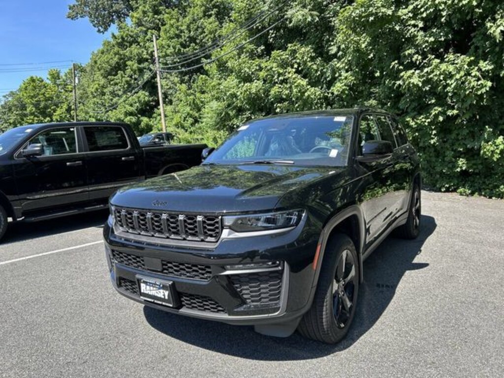 New 2026 Jeep Grand Cherokee LIMITED 4X4 Sport Utility