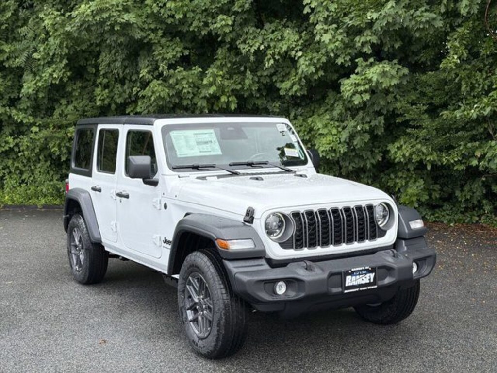 New 2026 Jeep Wrangler 4-DOOR SPORT S Sport Utility