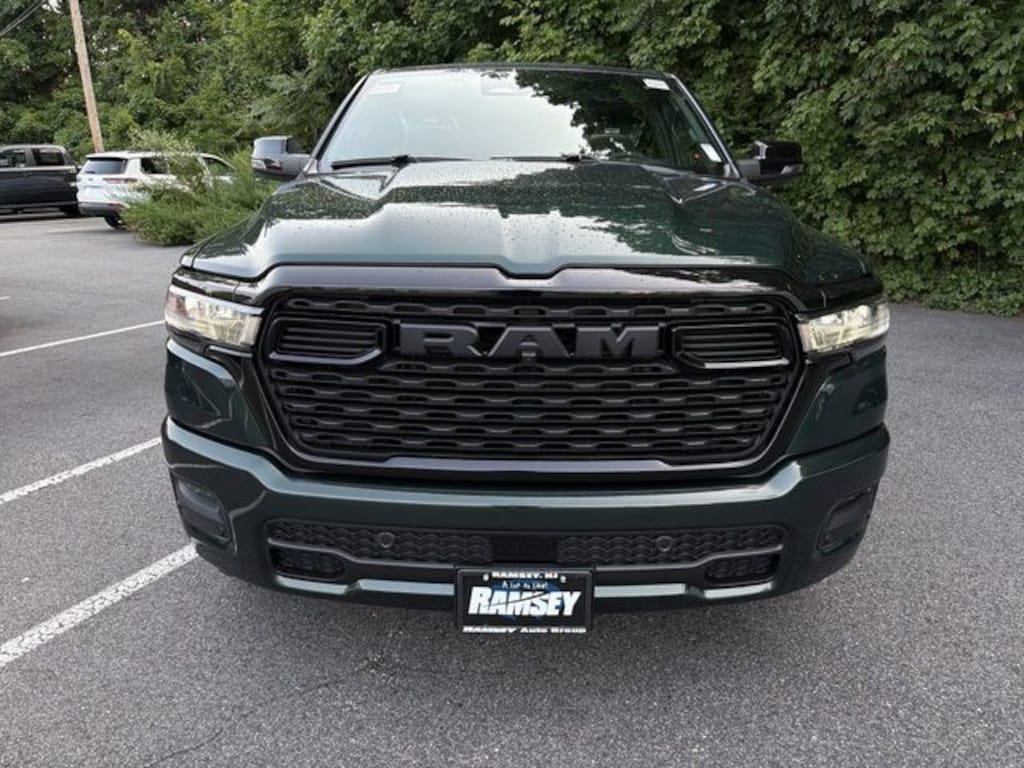 New 2026 Ram 1500 BIG HORN CREW CAB 4X4 5'7 BOX Pickup