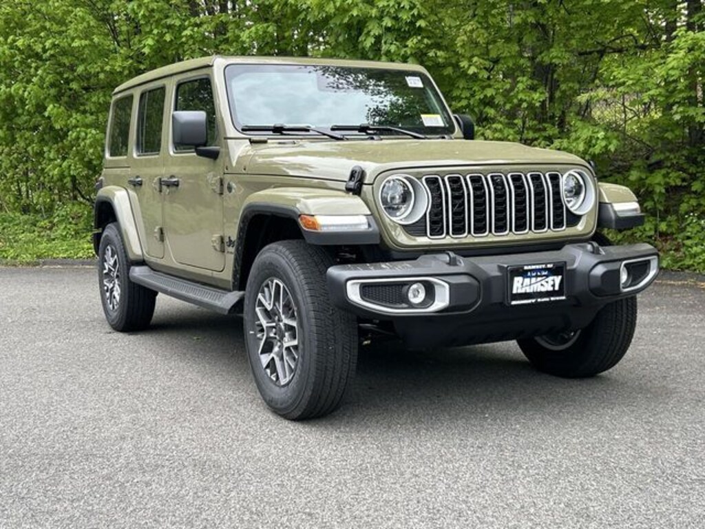 New 2026 Jeep Wrangler 4-DOOR SAHARA Sport Utility