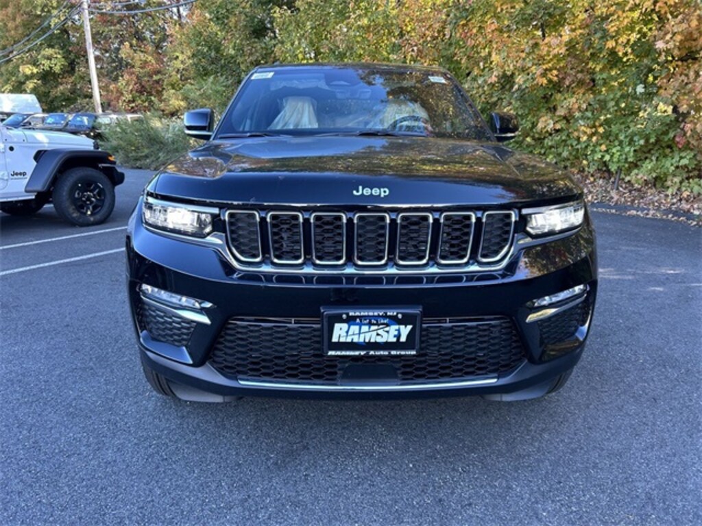 New 2025 Jeep Grand Cherokee LIMITED 4X4 Sport Utility