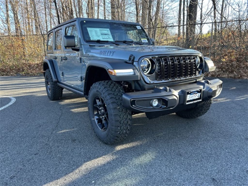 New 2026 Jeep Wrangler 4-DOOR WILLYS Sport Utility