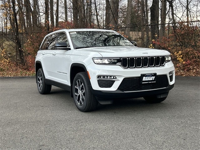 2025 Jeep Grand Cherokee Limited's photo