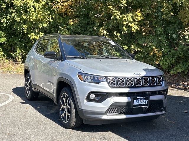 2026 Jeep Compass Limited's photo