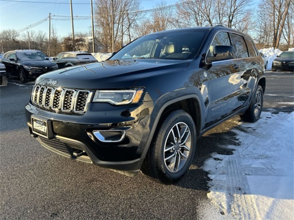 Certified 2020 Jeep Grand Cherokee Laredo SUV