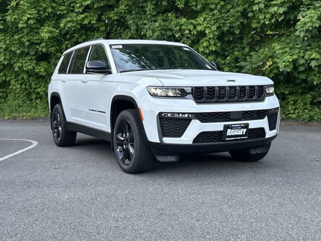 New 2026 Jeep Grand Cherokee L LIMITED 4X4 Sport Utility