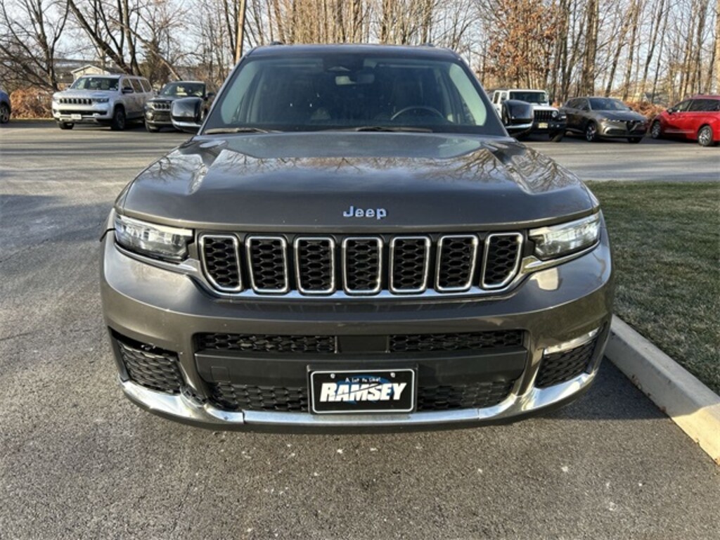 Used 2022 Jeep New Grand Cherokee Limited SUV