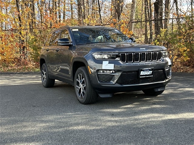 2025 Jeep Grand Cherokee Limited's photo
