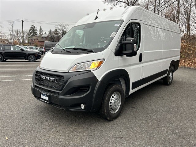 2026 Ram ProMaster 3500 Cargo Van photo 4