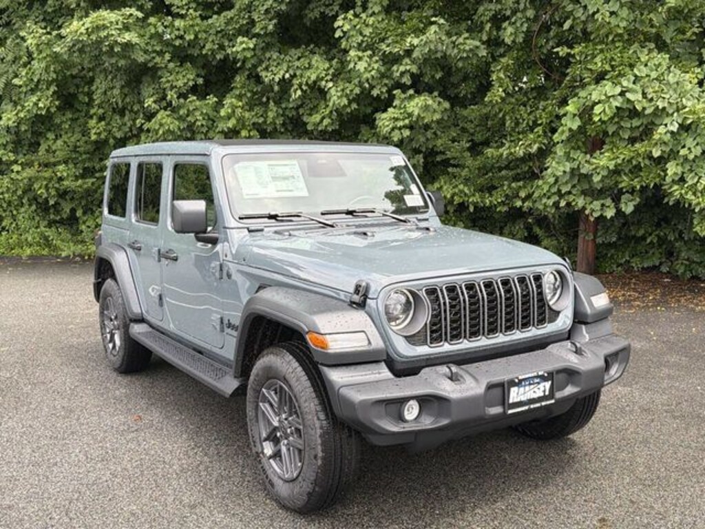 New 2026 Jeep Wrangler 4-DOOR SPORT S Sport Utility