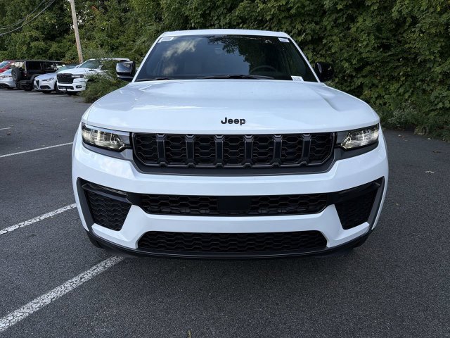 New 2026 Jeep Grand Cherokee LIMITED 4X4 Sport Utility