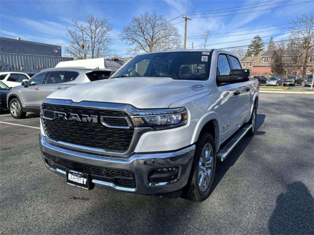 New 2026 Ram 1500 BIG HORN CREW CAB 4X4 5'7 BOX Pickup