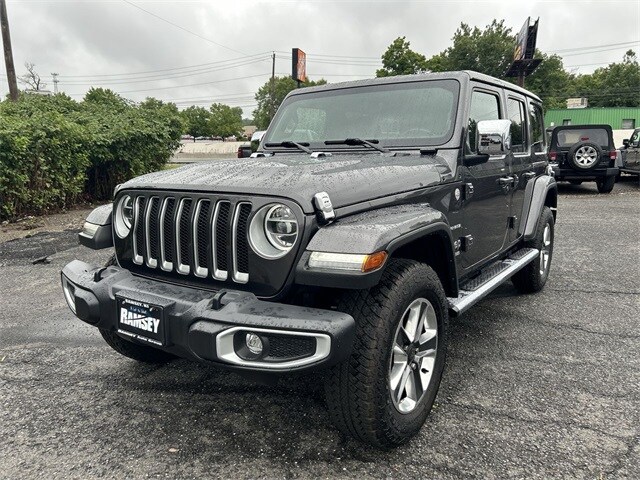 2021 Jeep Wrangler Unlimited Sahara photo 4