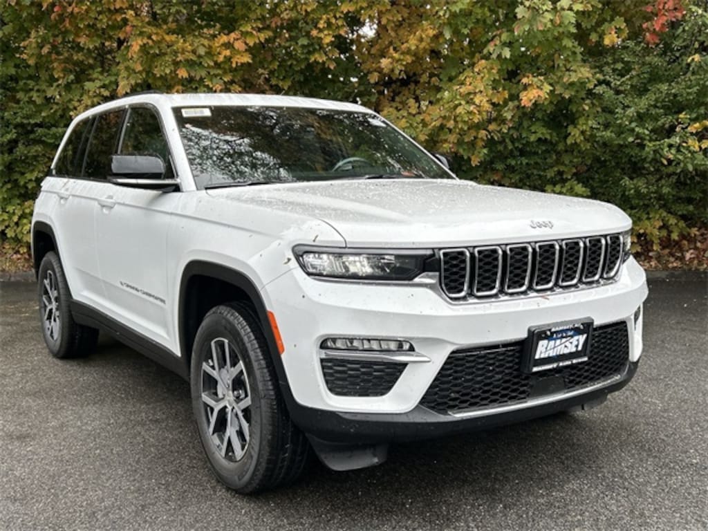 New 2025 Jeep Grand Cherokee LIMITED 4X4 Sport Utility