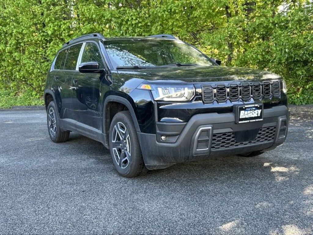 New 2026 Jeep Cherokee LAREDO 4X4 Sport Utility