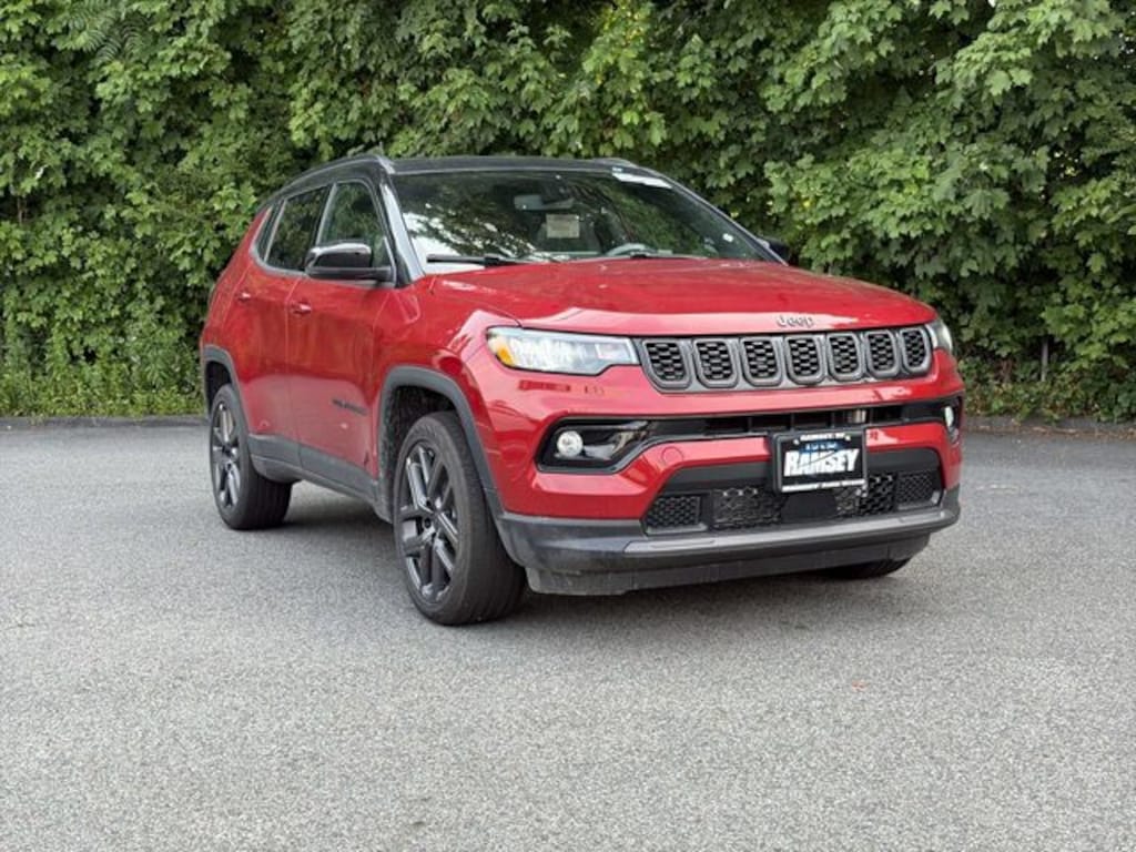 New 2026 Jeep Compass LIMITED ALTITUDE 4X4 Sport Utility